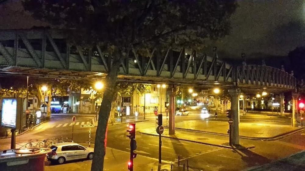 Hotel De La Comete パリ エクステリア 写真